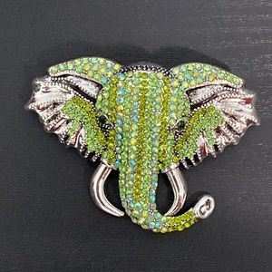 Silver Tone and Rhinestones Elephant Brooch 🔔